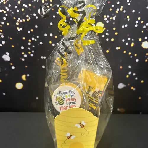 Bumble Bee Gift Box with White Chocolate Covered Oreo, Pretzel Rod and Rice Krispie Treat